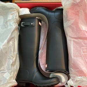 NIB Women’s Hunter Tall Black Rubber Rain Boot